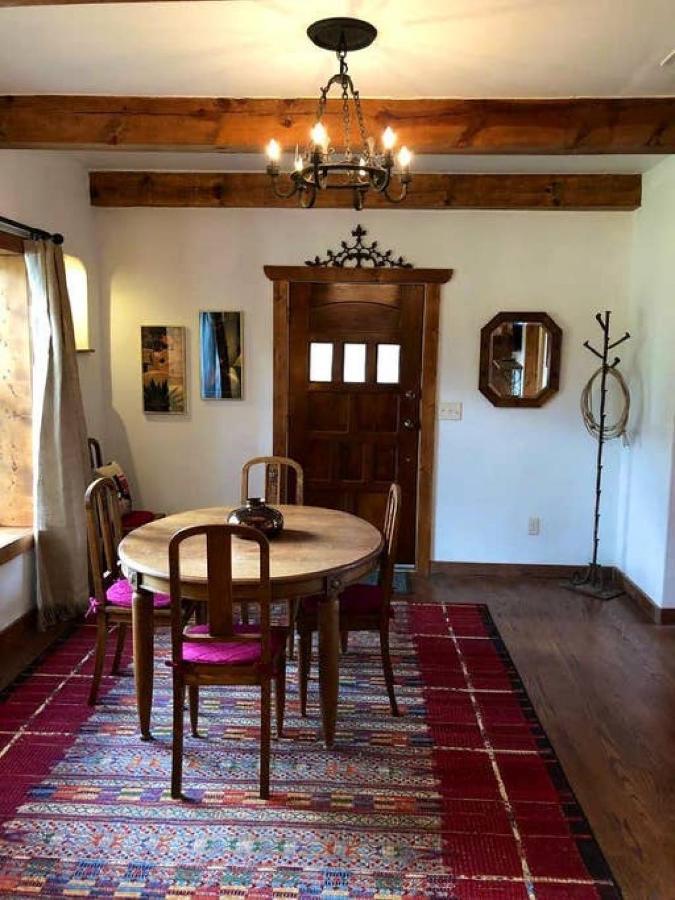 El Viejo Adobe - Across From Sul Ross Campus Bed & Breakfast Alpine Exterior foto