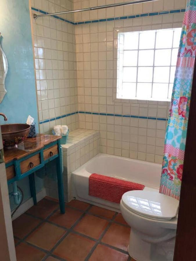 El Viejo Adobe - Across From Sul Ross Campus Bed & Breakfast Alpine Exterior foto